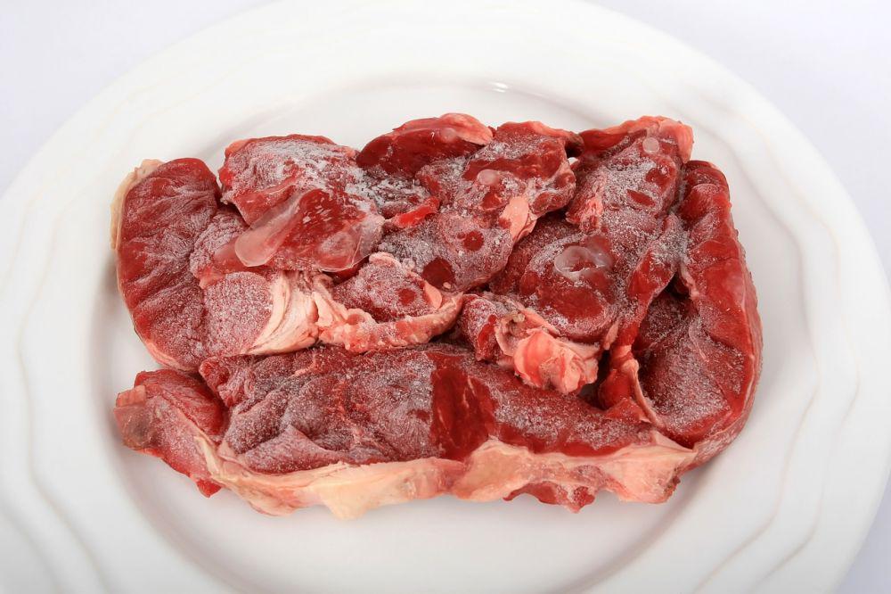 5 Tips Menyimpan Daging Agar Baunya Tidak Keluar di Dalam Kulkas