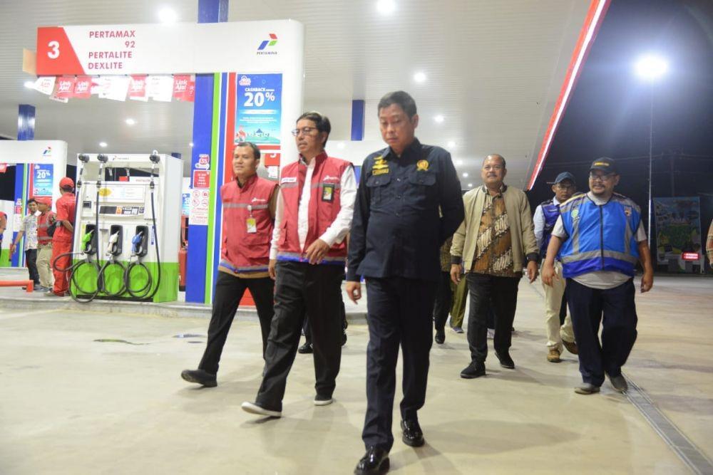 Menteri Jonan Cek Layanan SPBU di Pantura Malam-malam, Ada Apa?