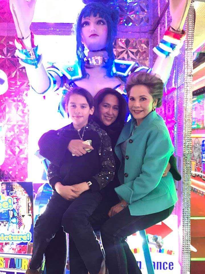 Facebook/Karina Soekarno