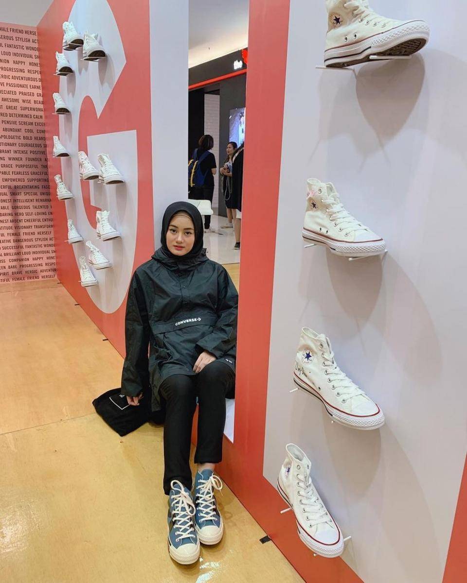 Instagram.com/dindahw
