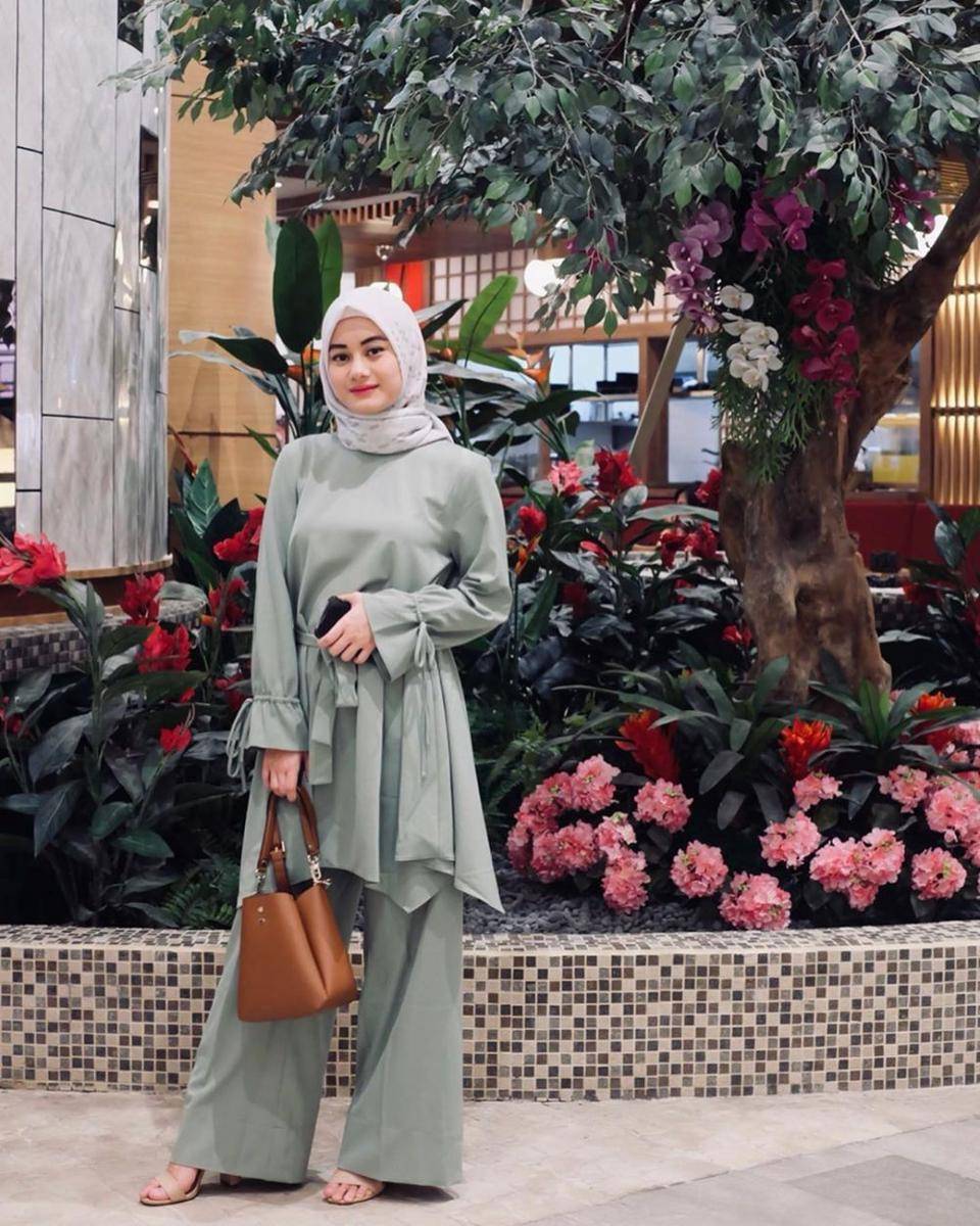 Instagram.com/dindahw