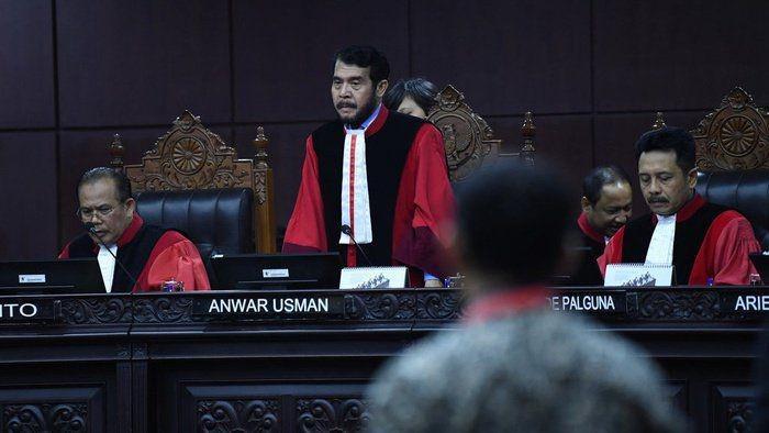 Eks Ketua MK Anwar Usman Kembali Dilaporkan ke KPK