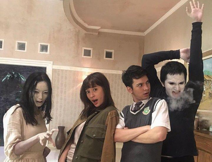 5 Pelajaran Hidup Film Ghost Writer yang Bikin Kamu Lebih Bijak