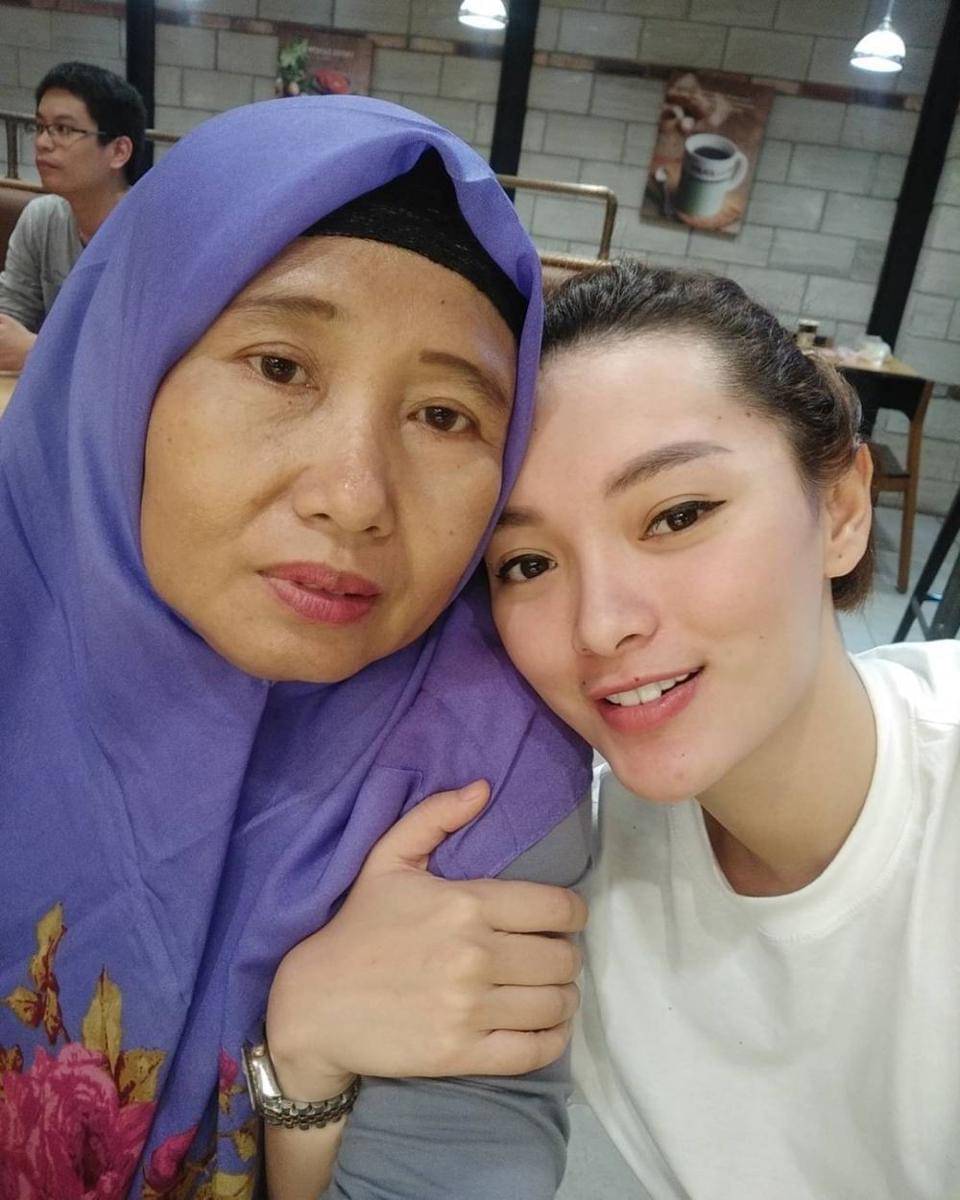 Instagram.com/zaskia_gotix