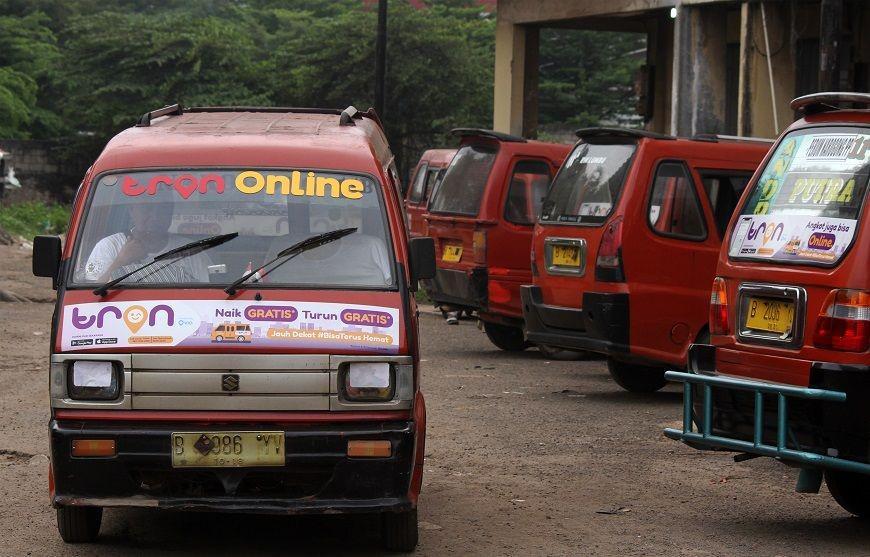 Susul Harga BBM, Tarif Angkot Jakarta Bakal Naik Rp1.000