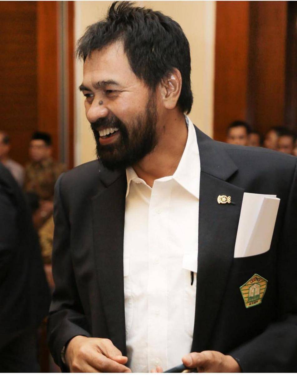 Instagram muzakir manaf