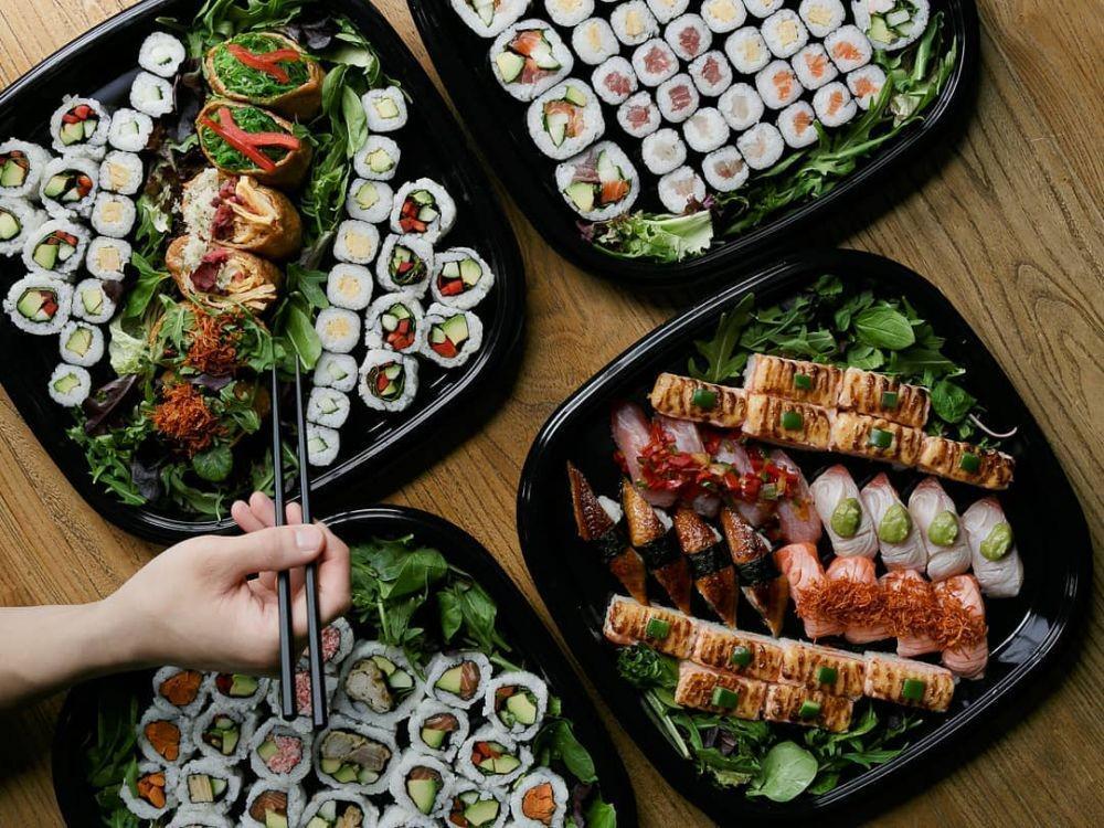 10 bahan enak yang bisa digunakan untuk bikin sushi, gak melulu s