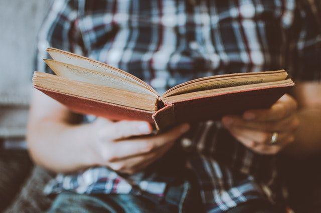 Wajib Baca! Ini 5 Buku untuk Kamu yang Menghadapi Quarter Life Crisis
