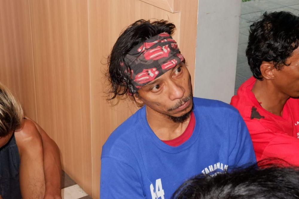 Ditahan karena Ganja, Bassist Boomerang Ajukan Rehabilitasi
