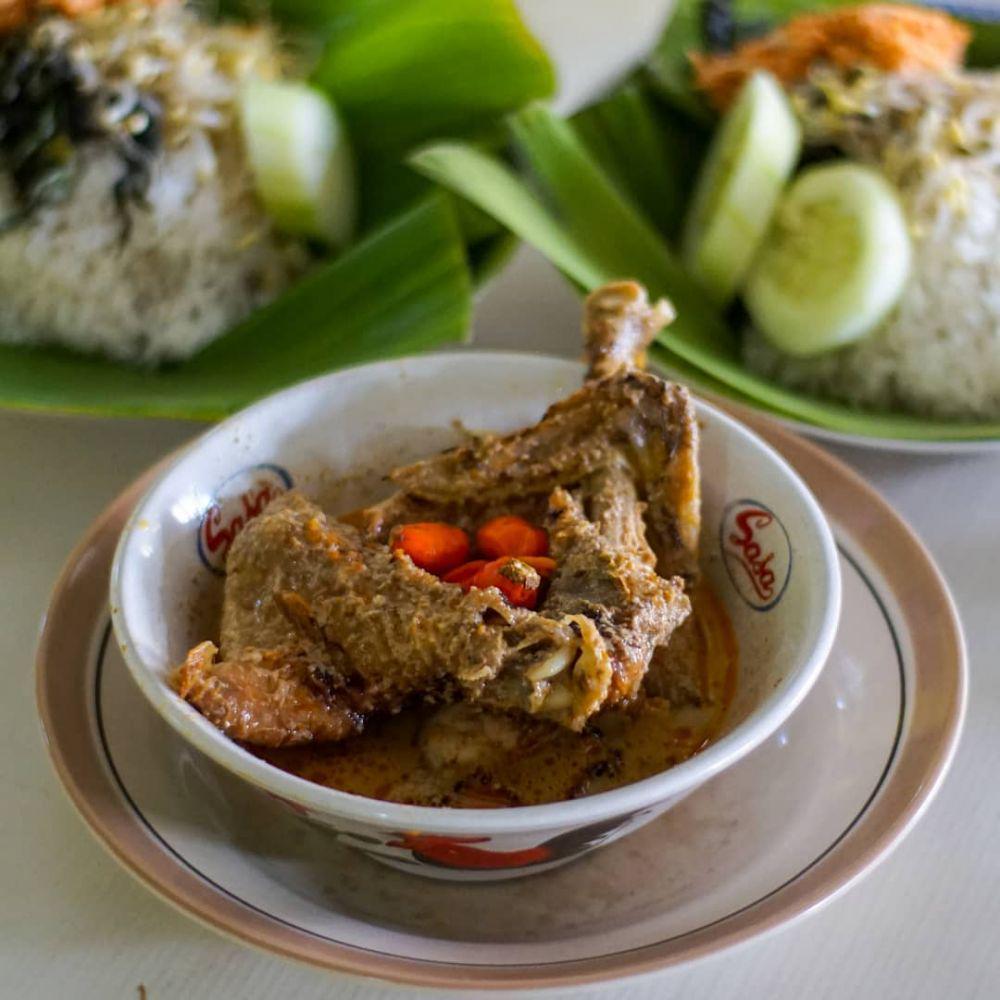 10 Nasi Lodho Ayam Ternikmat di Tulungagung, Pedas Gak Kenal Ampun!