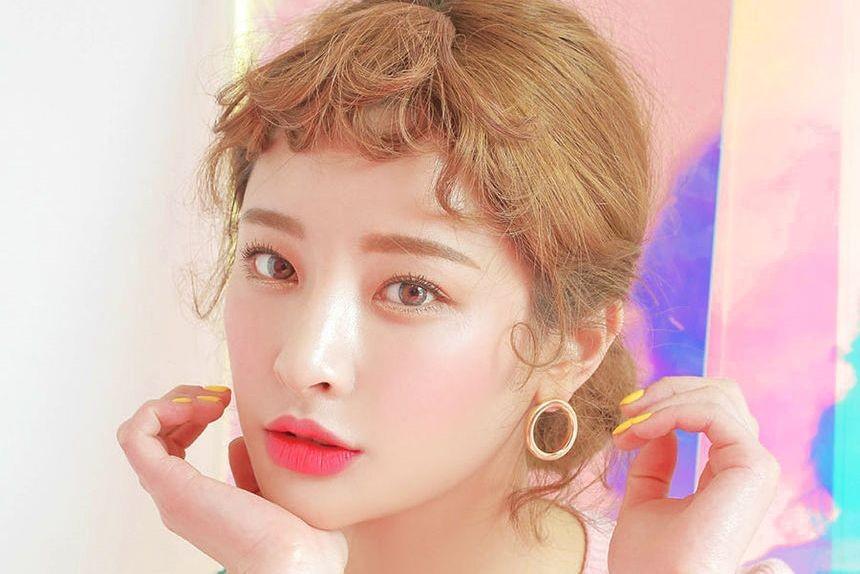 6 Rekomendasi Blush On Untuk Pipi Merona Seharian