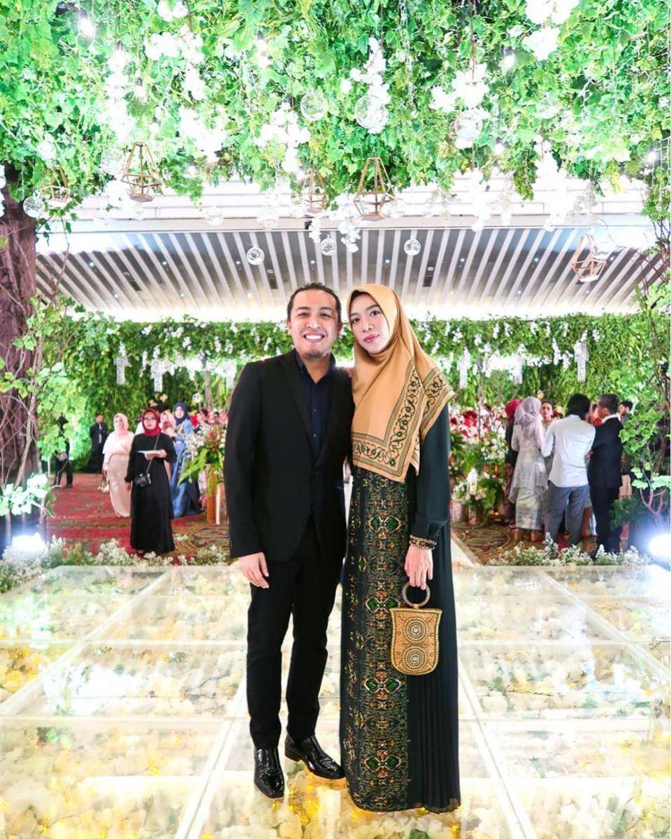 instagram.com/fitriaulia_