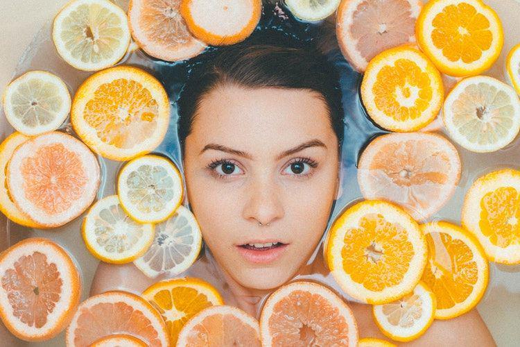 8 Jenis Skincare ini Wajib Buat Kamu yang Memasuki Usia 20-an