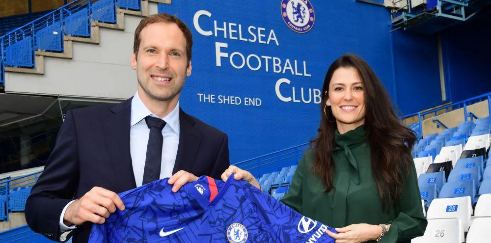 Eksodus Rezim Abramovich Berlanjut di Chelsea, Cech Cabut