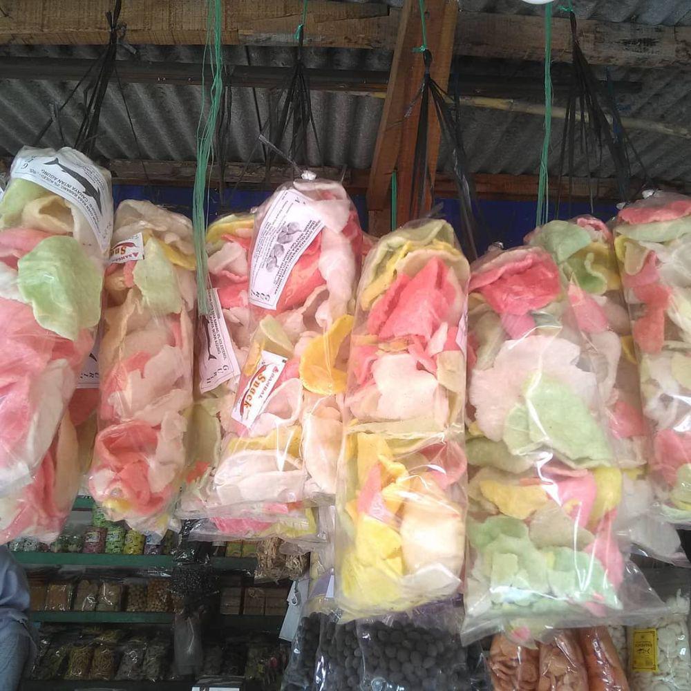 Kenalan dengan Kerupuk Melarat, Camilan Populer dari Cirebon