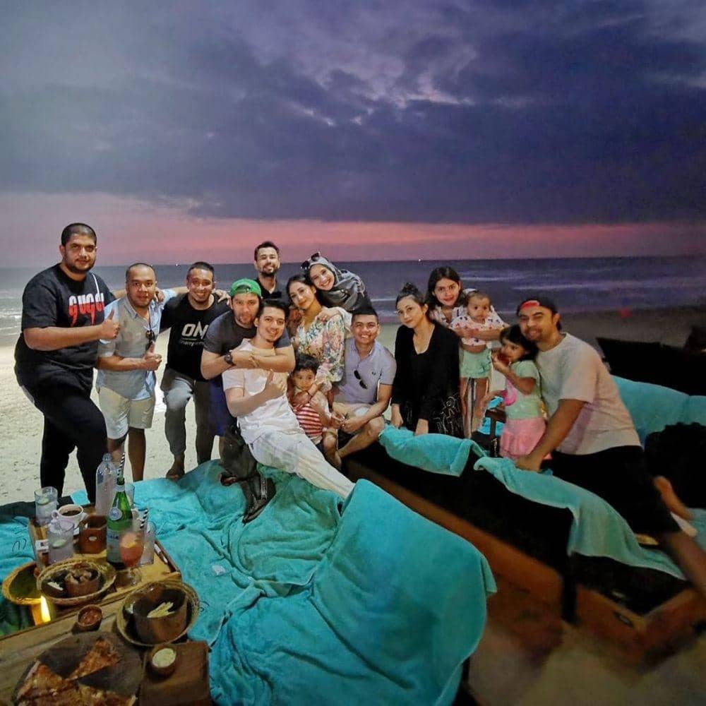 instagram.com/raffinagita1717