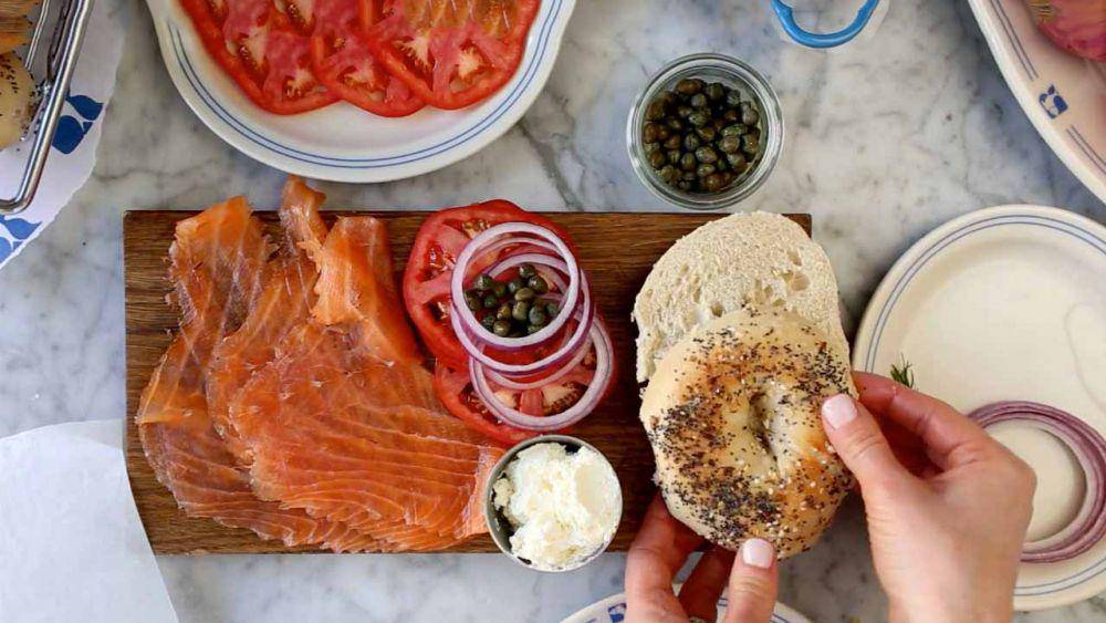 russanddaughterscafe.com