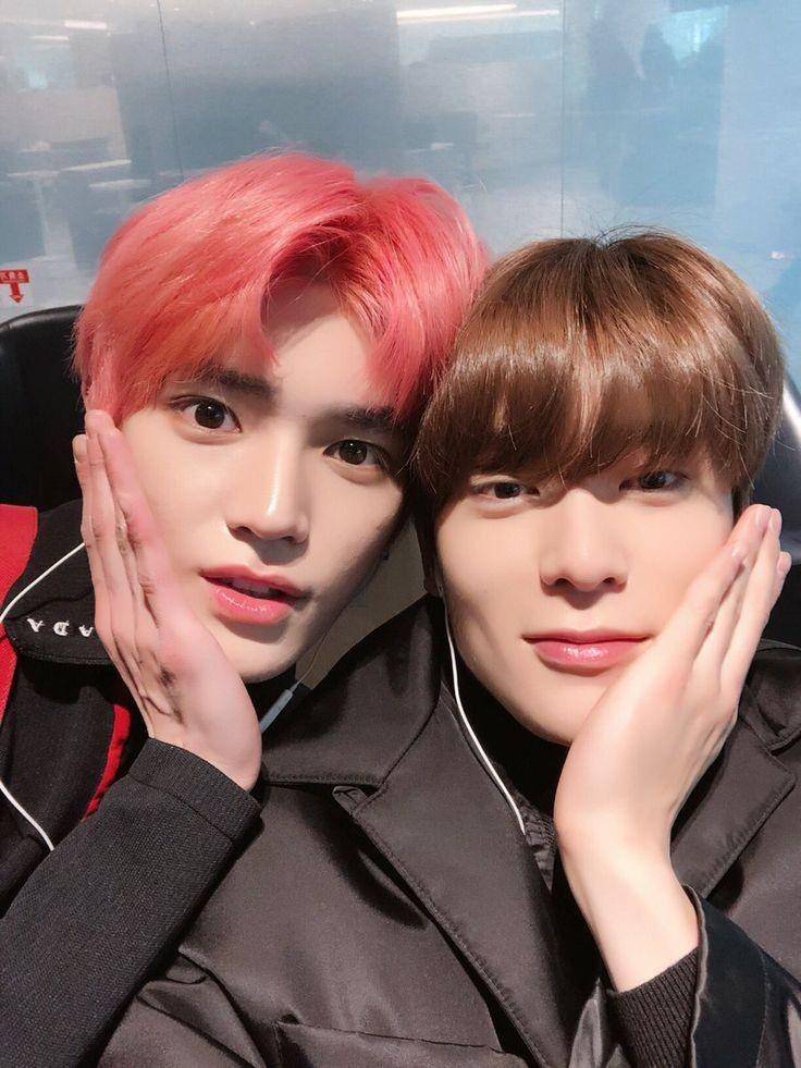 twitter.com/owoojae