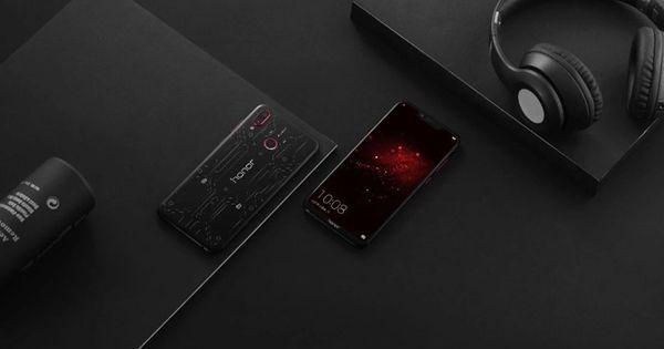 Adu Smartphone Gaming 1 Jutaan, Honor Play 8A vs. Lenovo K5 Play