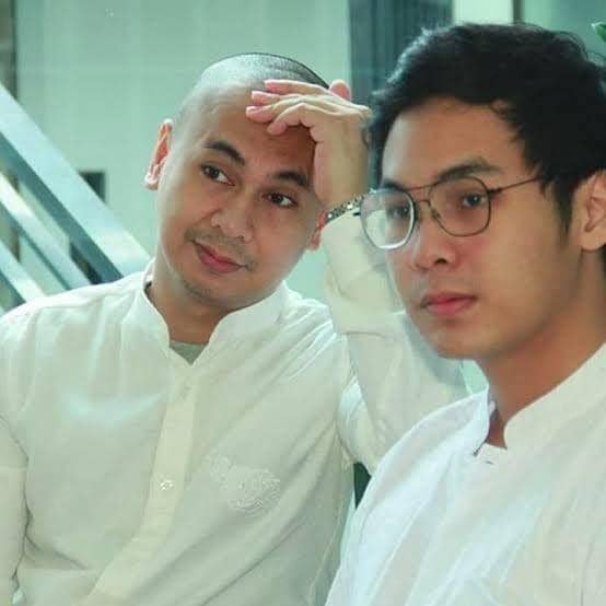 10 Potret Edgar Nasution, Adik Raditya Dika yang Punya Aura Karis | IDN ...