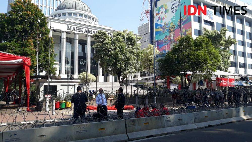 (Ilustrasi gedung MK) IDN Times/M Iqbal