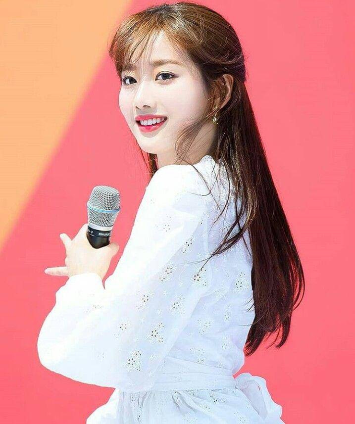 Instagram.com/april.naeunl