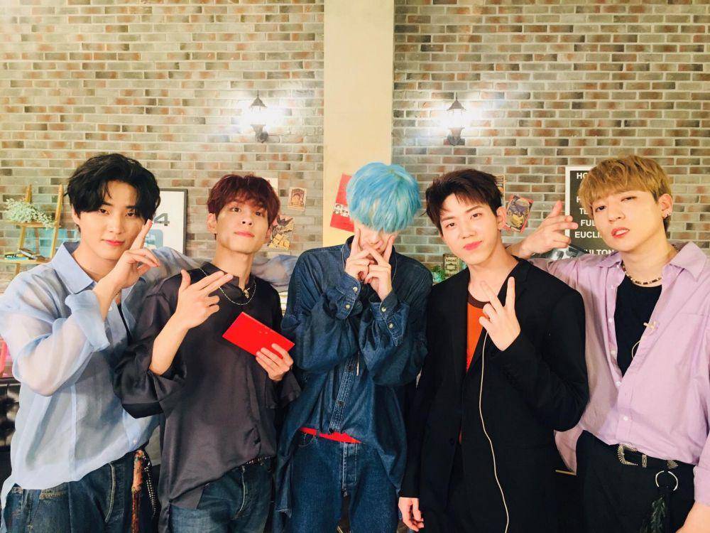 facebook.com/day6official
