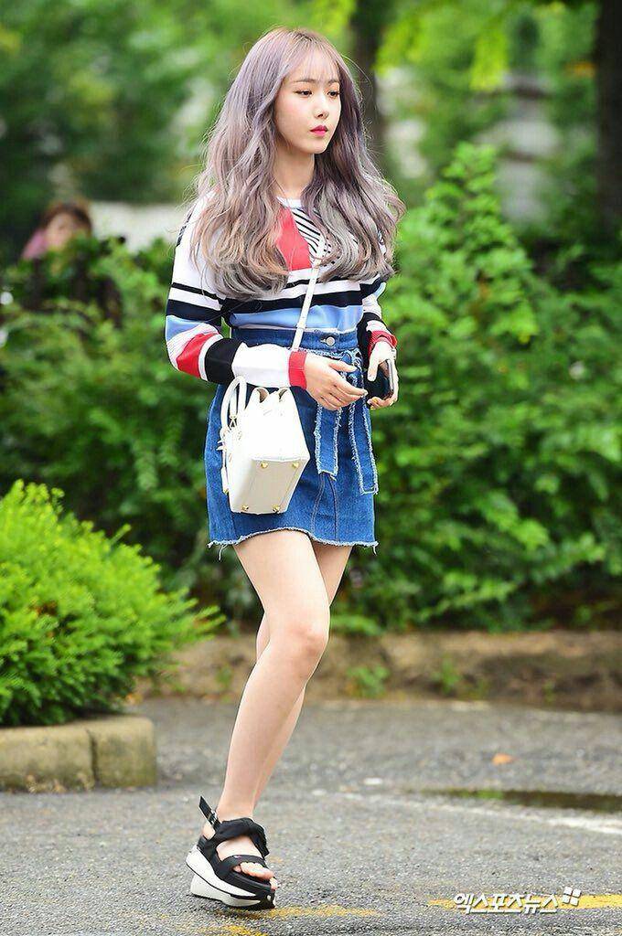 twitter.com/GFRIENDDaily