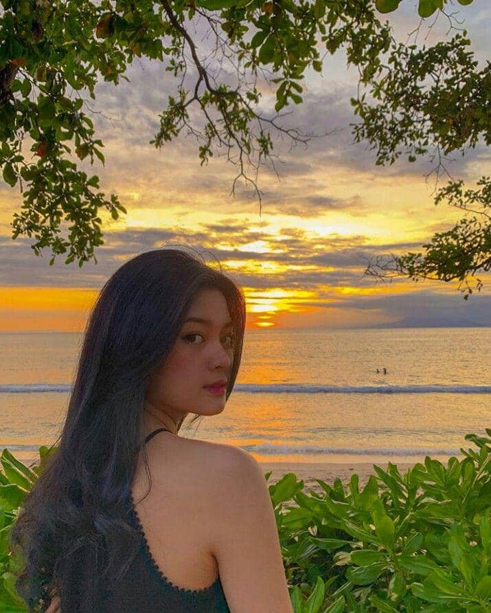 Artis Indonesia Multitalenta, Ini 10 Potret Anggun Yoriko Angeline