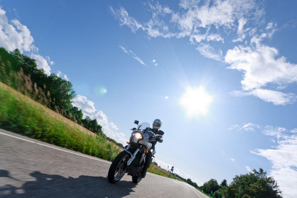 5 Riding Gear Penting di Musim Kemarau yang Kerap Diabaikan