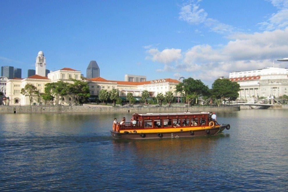 Wisata Unik Jalan Kaki, Menjelajah Singapore Colonial District!