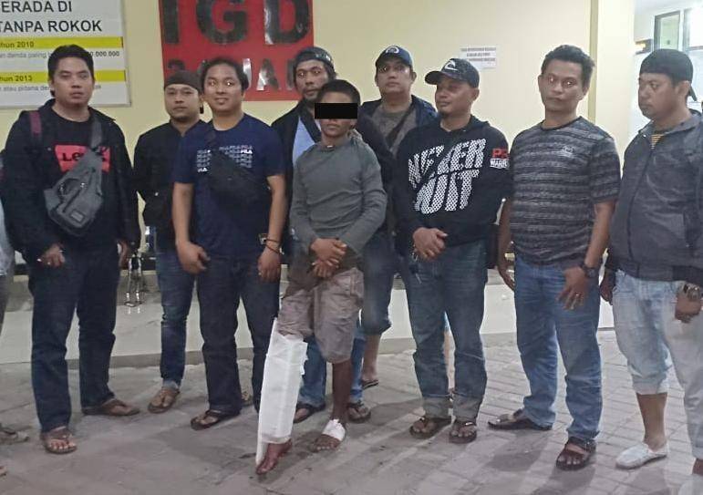 Polisi Tembak Begal yang Melukai Seorang Ibu di Makassar