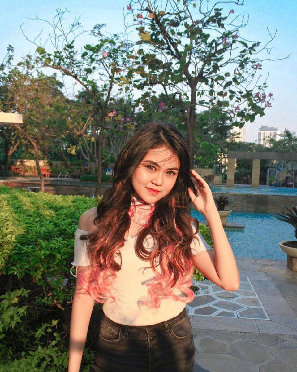 instagram.com/indrayanigr