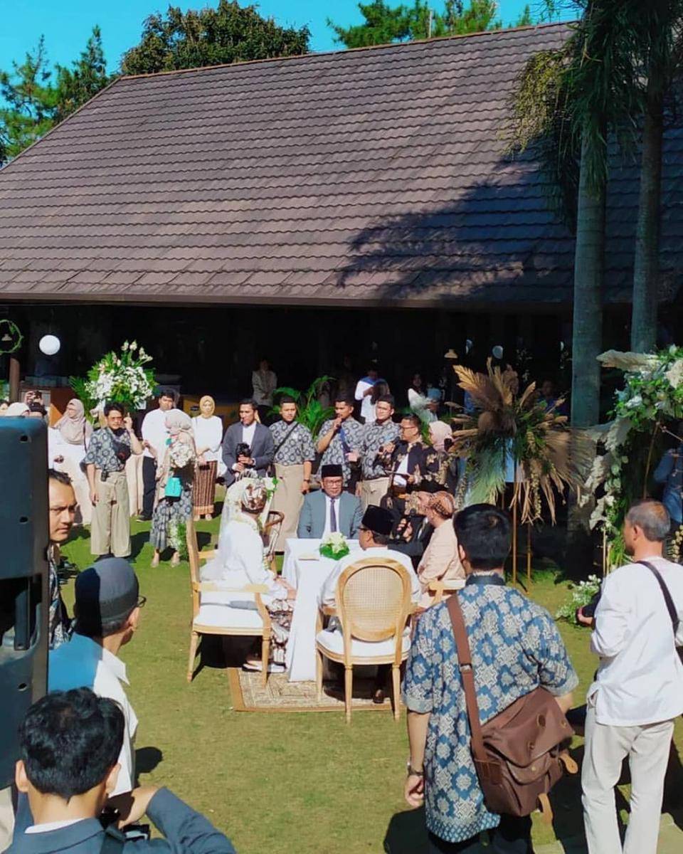 Instagram/iqbaal.e___fans