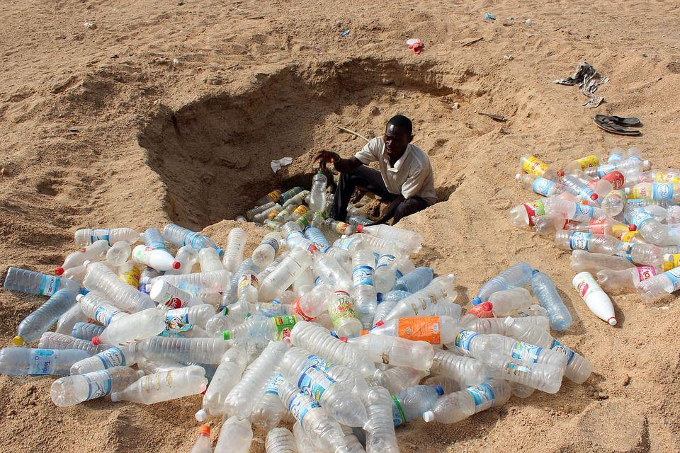 Kurangi Penggunaannya! Ini 5 Fakta Mikroplastik yang Mengintai Tubuhmu