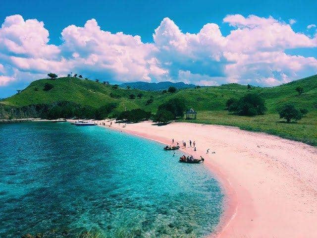 lomboktourplus.com