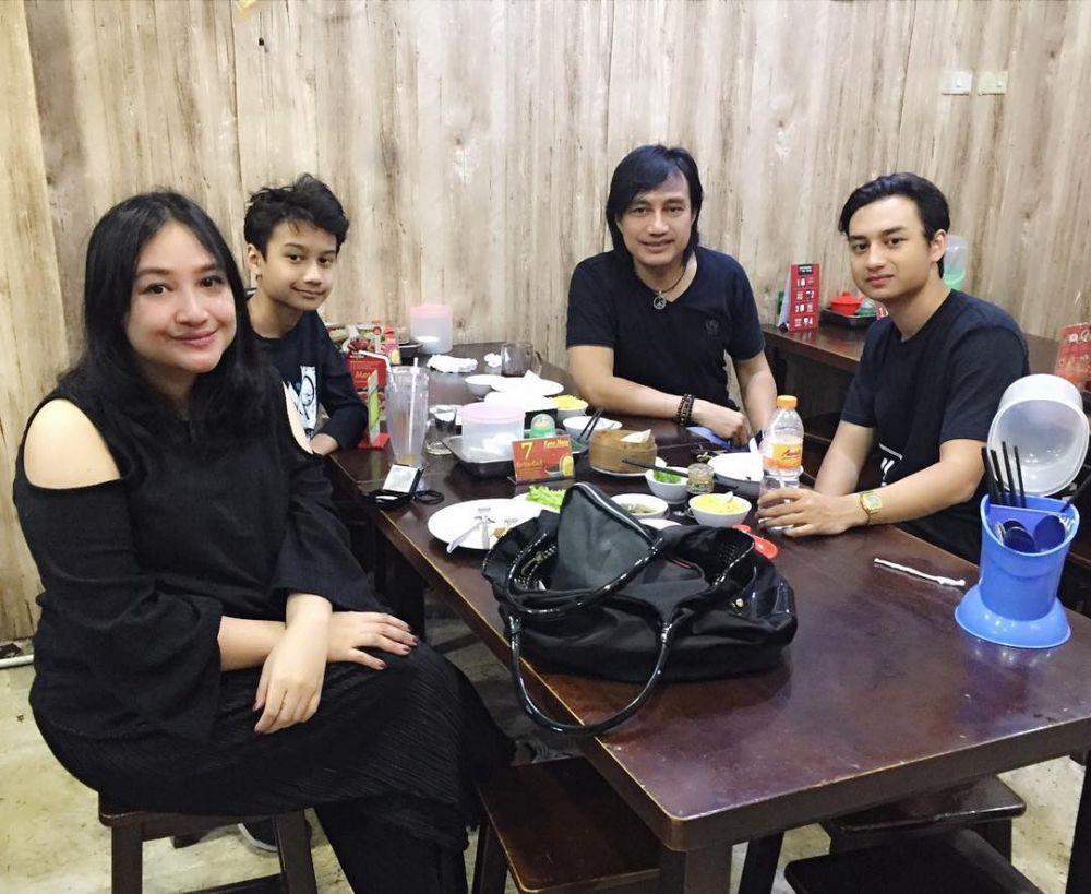 Indah, Inspirasi Nama Anak Bernuansa Jawa ala Keluarga Katon Bagaskara