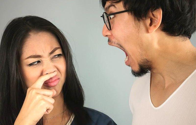 5 Tips Mudah Atasi Bau Mulut yang Menggangu