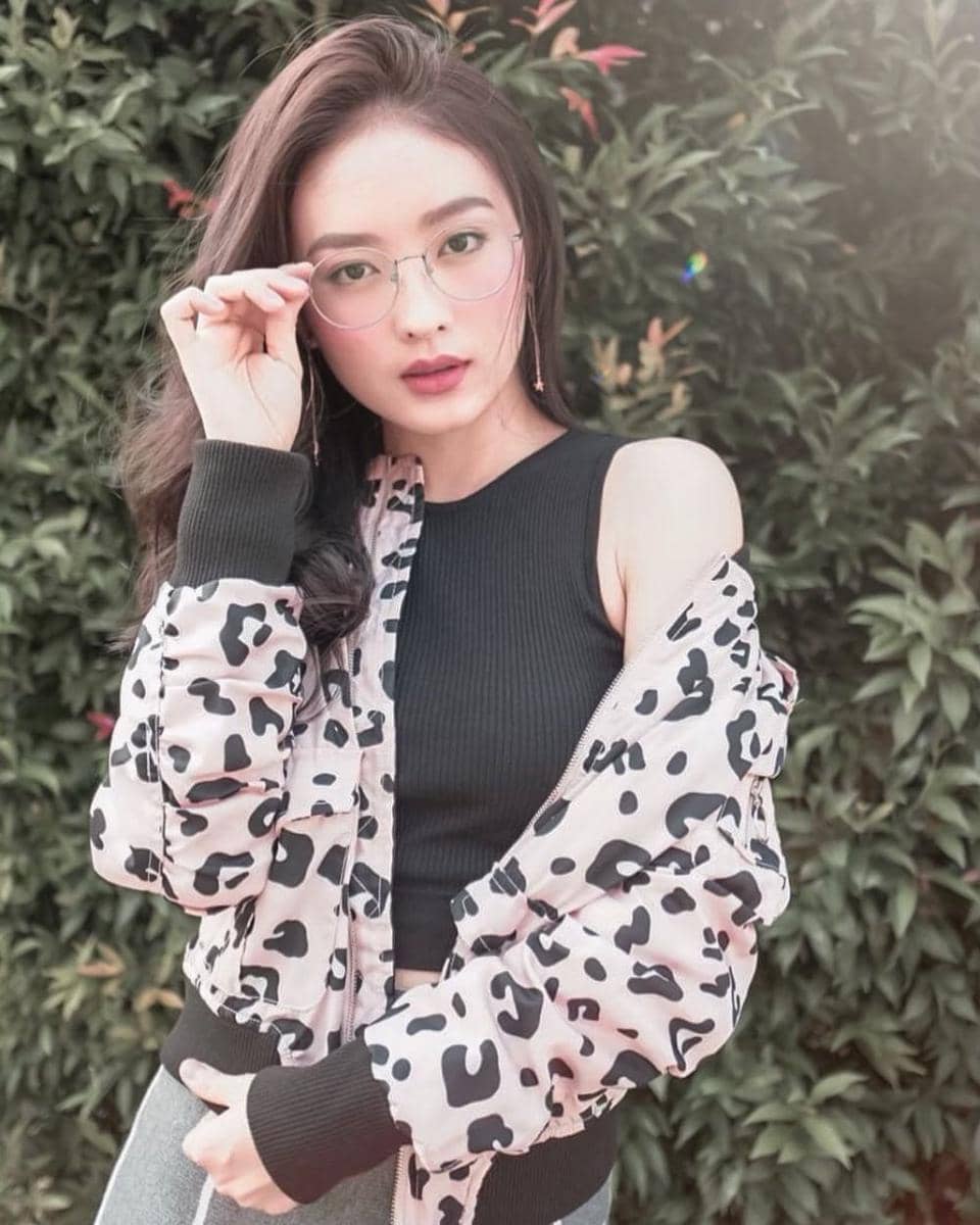 instagram.com/natashawilona12
