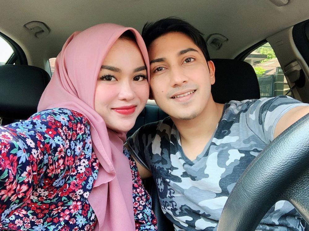 Hamil Tua, 10 Pesona Pengusaha Muda Medina Zein dengan Baby Bump