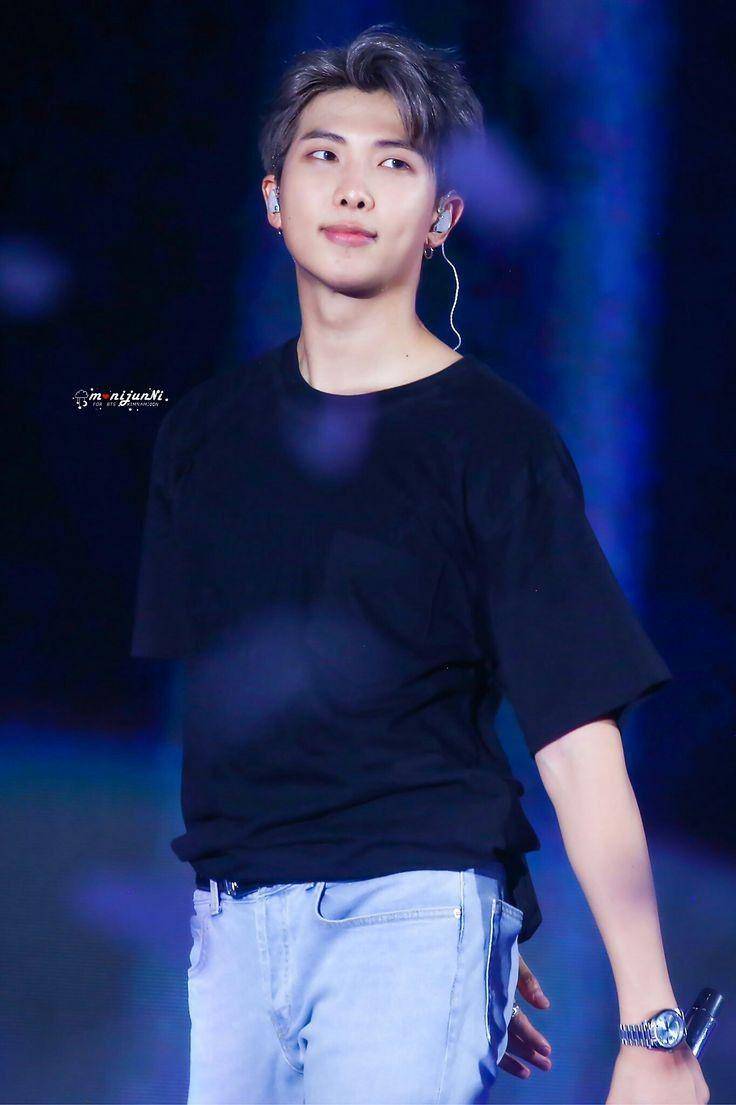 twitter.com/MoNiJunNi