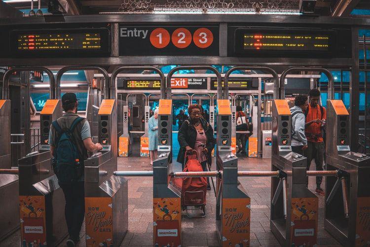 Trem Gagal, Pemkot Surabaya Siapkan Kereta Bawah Tanah