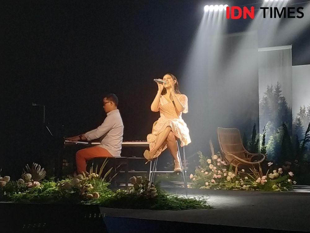 Belum Nonton Showcase Raisa? Ini 5 Fakta Live Streamingnya