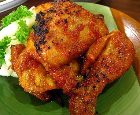 Resep Ayam Bakar Bumbu Rujak yang Pedasnya Mantap