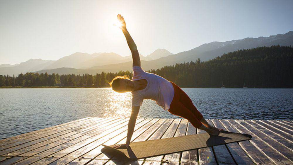 yogajournal.com