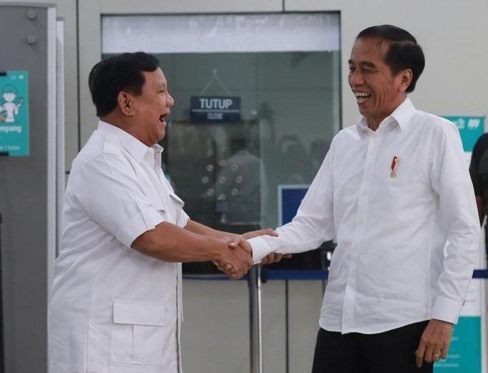 12 Fakta Lengkap Pertemuan Prabowo dan Jokowi di MRT Jakarta