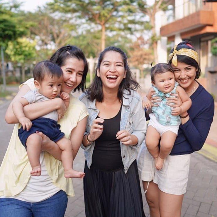 7 Potret Persahabatan Keshana, Lebih dari 10 Tahun Bersama, lho