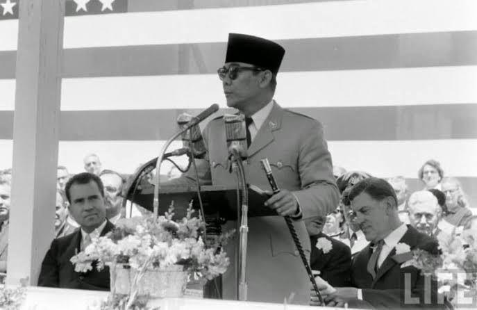 Terkenal Berani, Ini 5 Kebijakan Presiden Soekarno yang Guncang Dunia