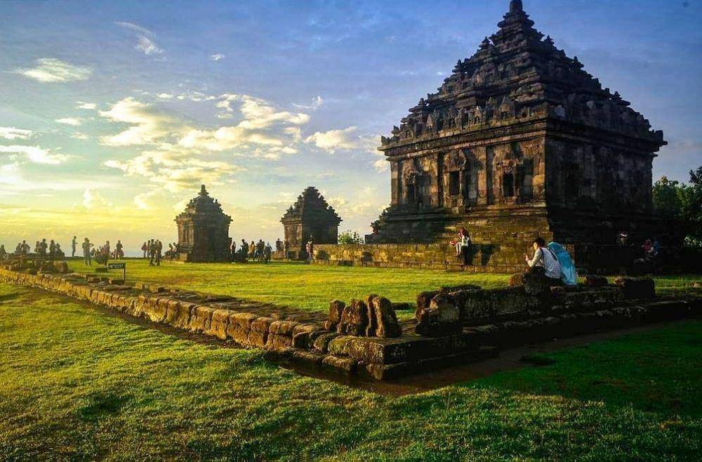 ngulandaratour.com