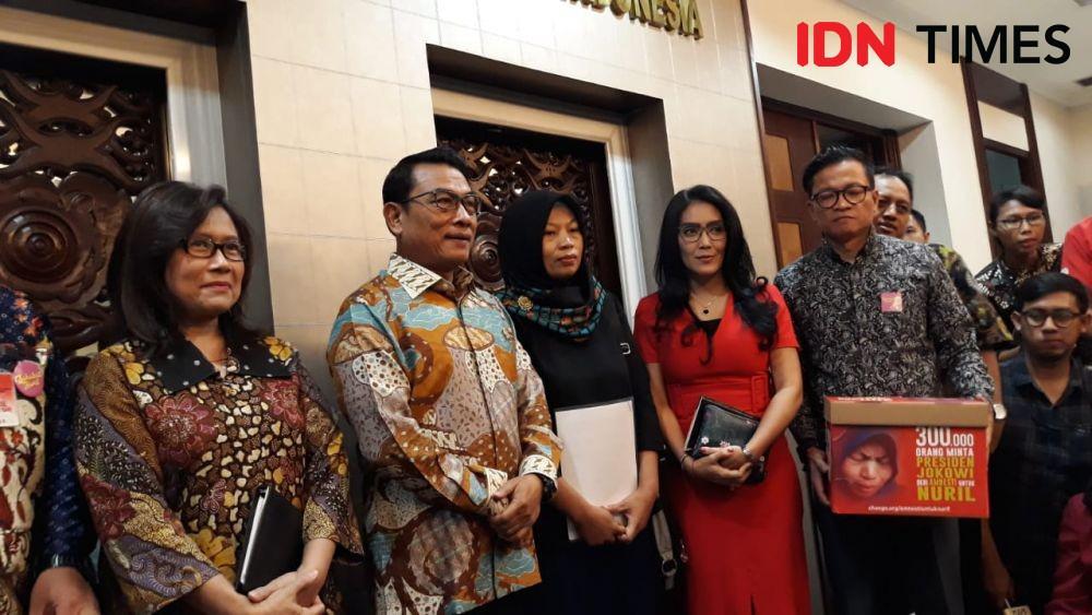 Temui Moeldoko, Baiq Nuril Beri Surat Permohonan Amnesti pada Jokowi